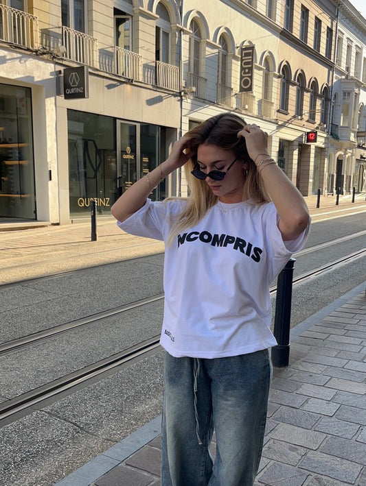 BASICASUALS Oversized "Incompris" T-Shirt